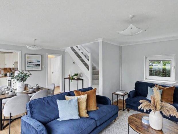 232 Parkers Walk, Studland Park after, photo 1 of 8