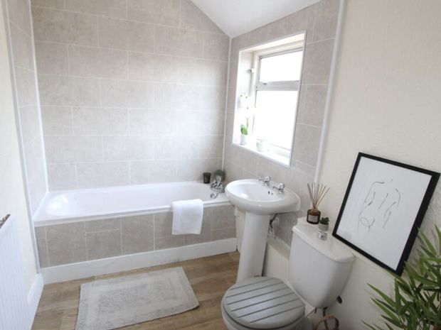 5 Stoneleigh High Street, Wrexham after, photo 5 of 7