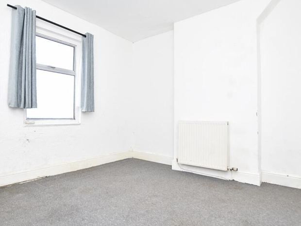 5 Stoneleigh High Street, Wrexham before, photo 4 of 5