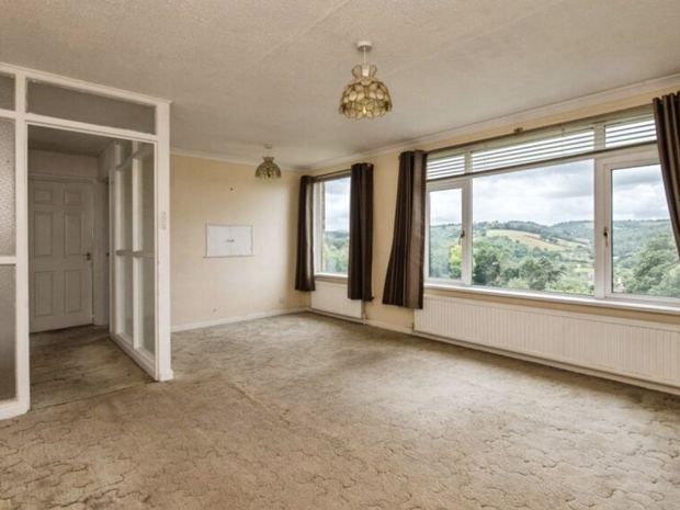 4 Woodleigh Close, Exeter before, photo 3 of 8